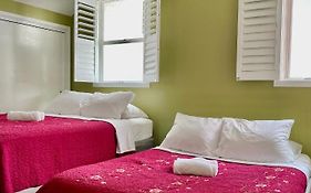 Private Large La Bedroom W Private Full Bathroom Or Half-Bathroom - Tv - Ac - Wifi - Private Fridge Near Usc - Exposition Park - Usc Memorial Coliseum - Banc Of California Bmo Stadium - Downtown Los Angeles Dtla - University Of Southern California Us